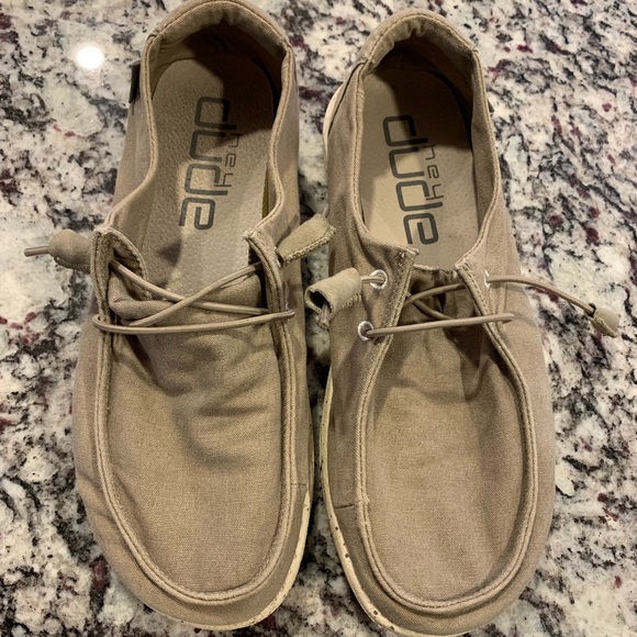 Hey Dude Shoes - 🤍🤎HEY Dudes